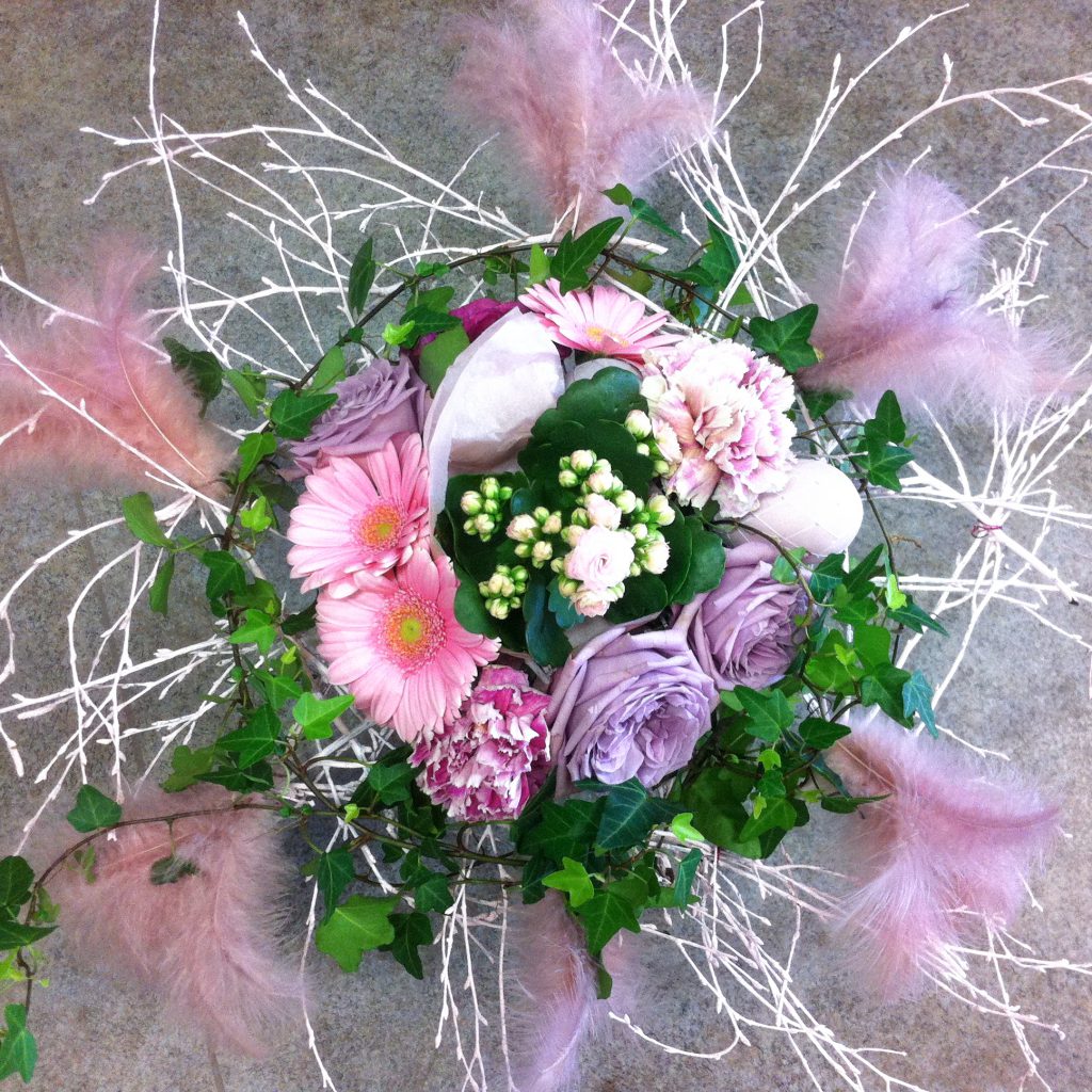 Brudbukett i lila och rosa